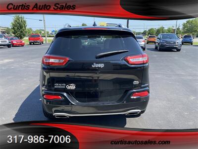 2017 Jeep Cherokee Overland   - Photo 6 - Avon, IN 46123-8338