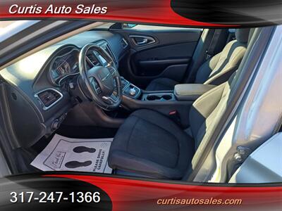 2016 Chrysler 200 LX   - Photo 9 - Indianapolis, IN 46231