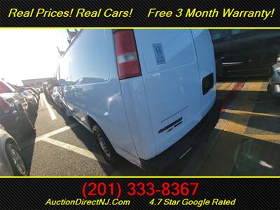 2015 Chevrolet Express 2500 Cargo Van   - Photo 4 - Jersey City, NJ 07307