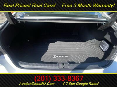 2022 Lexus ES 250   - Photo 39 - Jersey City, NJ 07307
