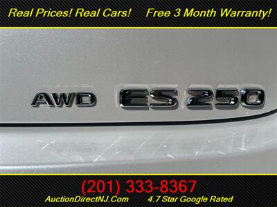 2022 Lexus ES 250 AWD   - Photo 50 - Jersey City, NJ 07307
