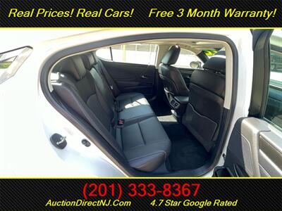 2022 Lexus ES 250 AWD   - Photo 16 - Jersey City, NJ 07307
