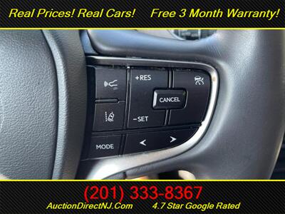 2022 Lexus ES 250   - Photo 35 - Jersey City, NJ 07307