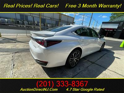 2022 Lexus ES 250 AWD   - Photo 3 - Jersey City, NJ 07307