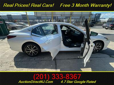 2022 Lexus ES 250 AWD   - Photo 14 - Jersey City, NJ 07307
