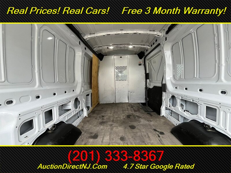 2022 Ford Transit Cargo photo 22