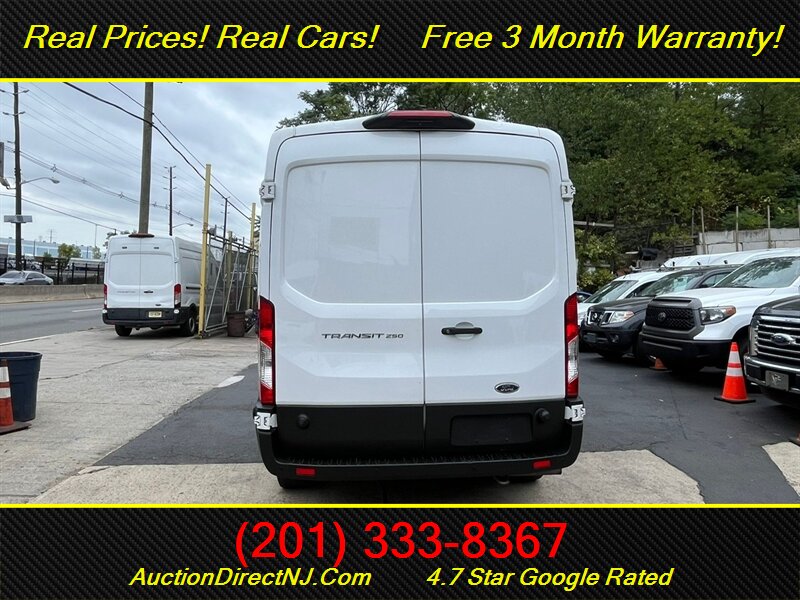 2022 Ford Transit Cargo photo 4