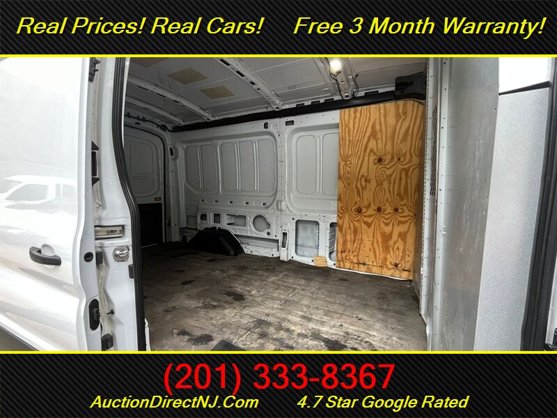 2022 Ford Transit Cargo photo 17