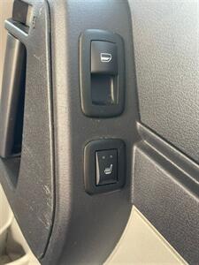 2009 Chrysler Town & Country Touring   - Photo 37 - Jersey City, NJ 07307