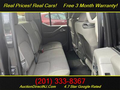 2012 Nissan Frontier 4dr. Crew Cab SV 4WD   - Photo 15 - Jersey City, NJ 07307