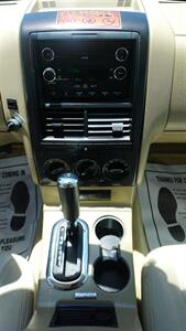 2010 Ford Explorer XLT   - Photo 19 - Bakersfield, CA 93301