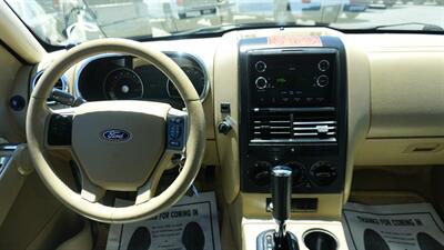 2010 Ford Explorer XLT   - Photo 18 - Bakersfield, CA 93301