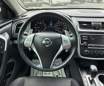 2017 Nissan Altima 2.5 SR   - Photo 22 - Bakersfield, CA 93305