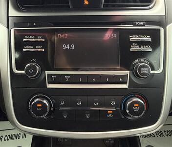 2017 Nissan Altima 2.5 SR   - Photo 26 - Bakersfield, CA 93305