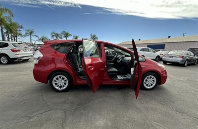 2014 Toyota Prius V Two - Photo 14 - Bakersfield, CA 93301