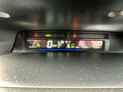2014 Toyota Prius V Two - Photo 21 - Bakersfield, CA 93301