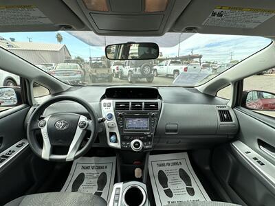 2014 Toyota Prius V Two - Photo 17 - Bakersfield, CA 93301