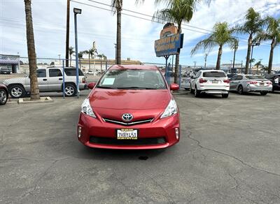 2014 Toyota Prius V Two - Photo 2 - Bakersfield, CA 93301