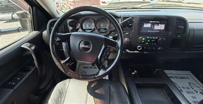 2013 GMC Sierra 1500 SLE - Photo 18 - Bakersfield, CA 93301
