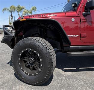 2013 Jeep Wrangler Unlimited Rubicon   - Photo 30 - Bakersfield, CA 93301
