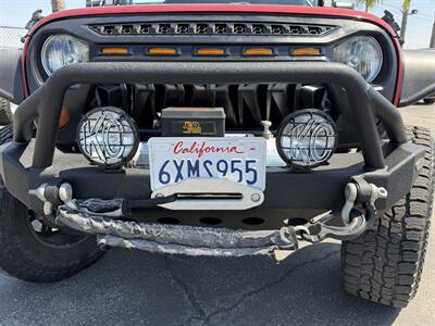 2013 Jeep Wrangler Unlimited Rubicon   - Photo 37 - Bakersfield, CA 93301