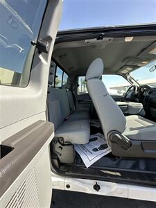 2011 Ford F-250 Super Duty XL   - Photo 16 - Bakersfield, CA 93301