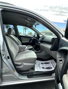 2010 Toyota RAV4   - Photo 15 - Bakersfield, CA 93301