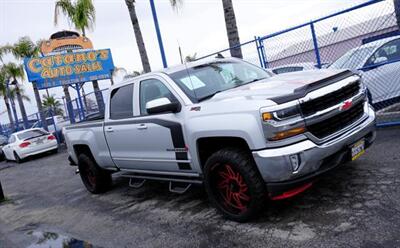 2018 Chevrolet Silverado 1500 LT Crew Cab 2WD   - Photo 3 - Bakersfield, CA 93305