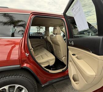 2015 Jeep Grand Cherokee Limited   - Photo 17 - Bakersfield, CA 93305