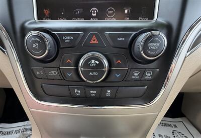 2015 Jeep Grand Cherokee Limited   - Photo 24 - Bakersfield, CA 93305