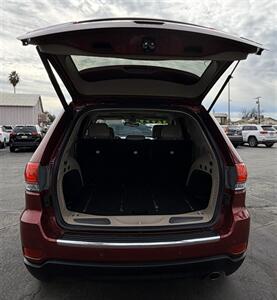 2015 Jeep Grand Cherokee Limited   - Photo 10 - Bakersfield, CA 93305
