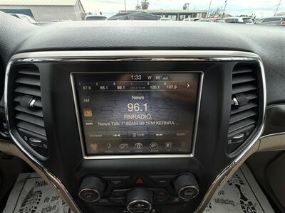 2015 Jeep Grand Cherokee Limited   - Photo 22 - Bakersfield, CA 93305