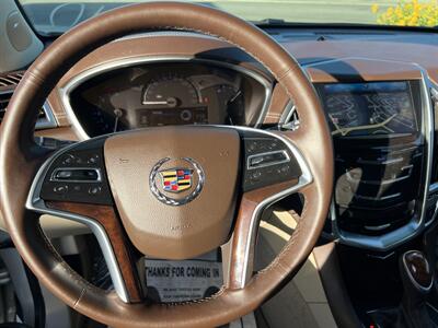 2016 Cadillac SRX Luxury Collection   - Photo 10 - Bakersfield, CA 93305