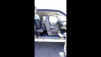 2009 Ford F-250 Super Duty XL - Photo 13 - Bakersfield, CA 93305