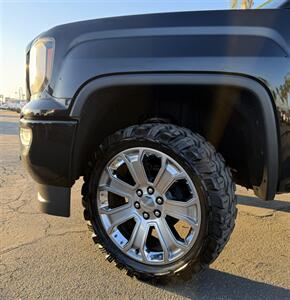 2018 GMC Sierra 1500 SLT   - Photo 25 - Bakersfield, CA 93301