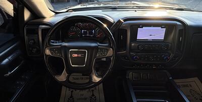 2018 GMC Sierra 1500 SLT   - Photo 18 - Bakersfield, CA 93301