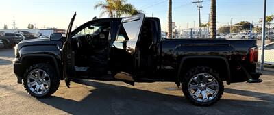 2018 GMC Sierra 1500 SLT   - Photo 5 - Bakersfield, CA 93301