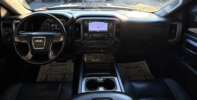 2018 GMC Sierra 1500 SLT   - Photo 17 - Bakersfield, CA 93301