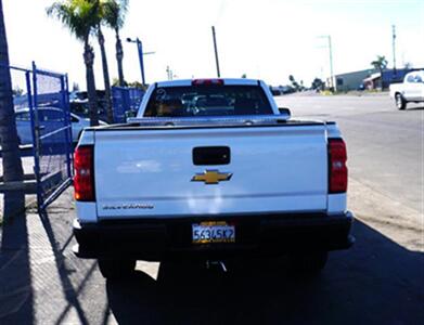 2018 Chevrolet Silverado 1500 Work Truck Short Box 2WD   - Photo 4 - Bakersfield, CA 93305