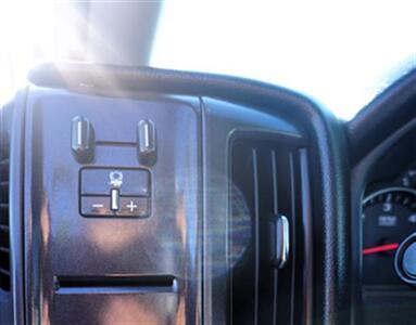 2018 Chevrolet Silverado 1500 Work Truck Short Box 2WD   - Photo 8 - Bakersfield, CA 93305