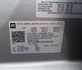 2023 GMC Sierra 1500 AT4 - Photo 7 - Bakersfield, CA 93301