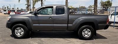 2014 Toyota Tacoma   - Photo 4 - Bakersfield, CA 93305