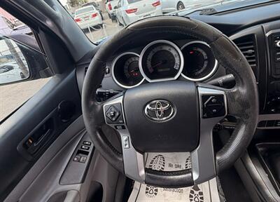 2014 Toyota Tacoma   - Photo 18 - Bakersfield, CA 93305