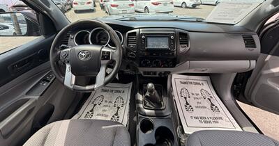 2014 Toyota Tacoma   - Photo 16 - Bakersfield, CA 93305