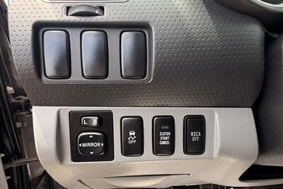 2014 Toyota Tacoma   - Photo 22 - Bakersfield, CA 93305
