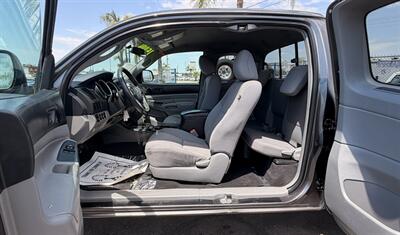 2014 Toyota Tacoma   - Photo 6 - Bakersfield, CA 93305