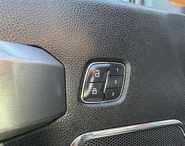 2017 Ford F-350 Super Duty Platinum - Photo 8 - Bakersfield, CA 93301