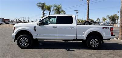 2017 Ford F-350 Super Duty Platinum - Photo 4 - Bakersfield, CA 93301