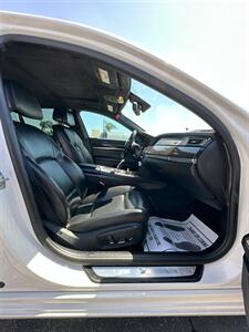 2014 BMW 7 Series 750i   - Photo 15 - Bakersfield, CA 93301