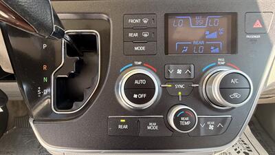 2015 Toyota Sienna LE 8-Passenger - Photo 27 - Bakersfield, CA 93305